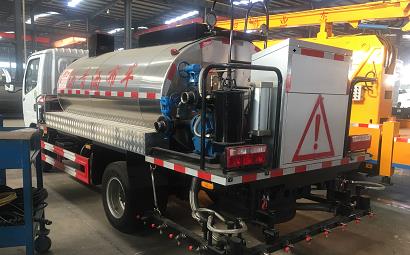 Il-klijent Filippin tagħna għamel ordni ieħor għal trakk distributur tal-asfalt ta '6m3